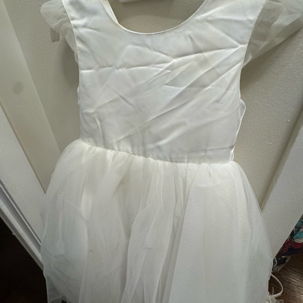 Elegant White Kids flower girl Dress